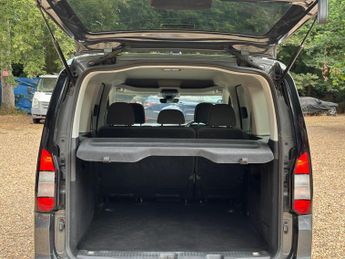 Ford Grand Tourneo Connect 2.0 EcoBlue Titanium DCT Euro 6 (s/s) 5dr