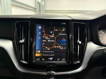 Volvo XC60 2.0 D4 Momentum Auto AWD Euro 6 (s/s) 5dr