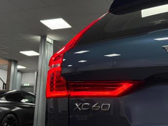 Volvo XC60 2.0 D4 Momentum Auto AWD Euro 6 (s/s) 5dr
