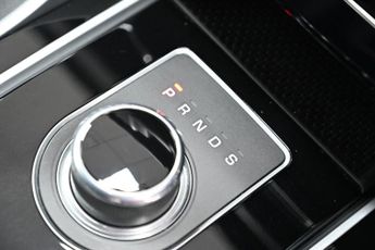 JAGUAR XF 2.0d R-Sport Saloon 4dr Diesel Auto Euro 6 (s/s) (180 ps) +FREE 