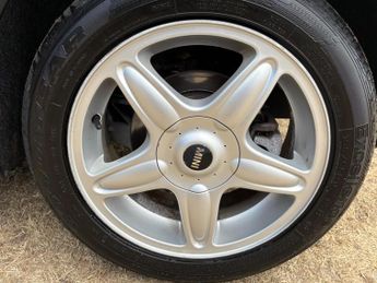 MINI Hatch 1.6 Cooper Steptronic Euro 4 3dr