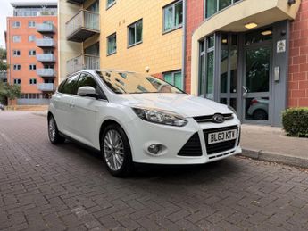 Ford Focus 1.0T EcoBoost Zetec Euro 5 (s/s) 5dr