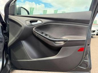 Ford Focus 1.5T EcoBoost Titanium X Auto Euro 6 (s/s) 5dr