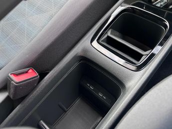 Volkswagen ID.3 Pro Performance 58kWh Life Auto 5dr
