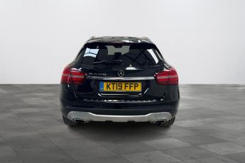 Mercedes-Benz GLA 1.6 GLA200 Sport (Premium Plus) 7G-DCT Euro 6 (s/s) 5dr