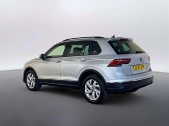 Volkswagen Tiguan 1.4 TSI 13kWh Life SUV 5dr Petrol Plug-in Hybrid DSG Euro 6 (s/s