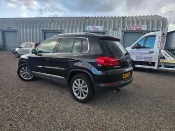 Volkswagen Tiguan 2.0 TDI BlueMotion Tech SE 4WD Euro 5 (s/s) 5dr