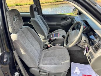 Suzuki Grand Vitara 1.6 SE Estate 3dr