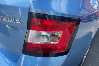 SKODA Fabia 1.2 TSI SE 5dr DSG
