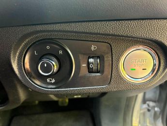 MG MG5 61.1kWh Exclusive Long Range Auto 5dr