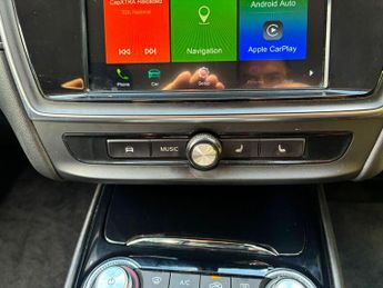 MG MG5 61.1kWh Exclusive Long Range Auto 5dr