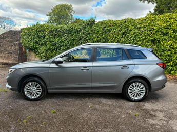 MG MG5 61.1kWh Exclusive Long Range Auto 5dr