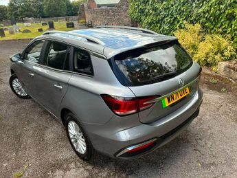 MG MG5 61.1kWh Exclusive Long Range Auto 5dr