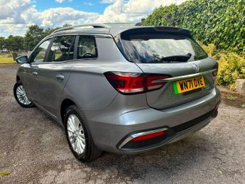 MG MG5 61.1kWh Exclusive Long Range Auto 5dr