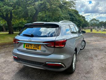 MG MG5 61.1kWh Exclusive Long Range Auto 5dr