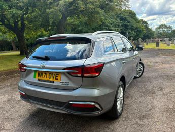 MG MG5 61.1kWh Exclusive Long Range Auto 5dr