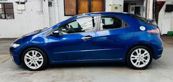 Honda Civic 1.8 i-VTEC ES 5dr