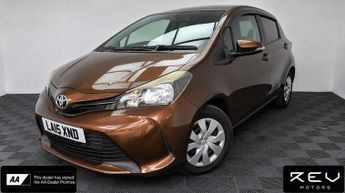 Toyota Yaris 1.33 Dual VVT-i Icon Hatchback 5dr Petrol Multidrive S Euro 6 (9