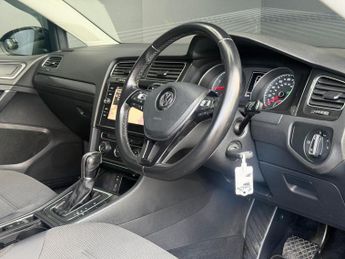 Volkswagen Golf 1.0 TSI SE Nav DSG Euro 6 (s/s) 5dr