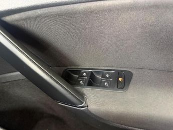 Volkswagen Golf 1.0 TSI SE Nav DSG Euro 6 (s/s) 5dr