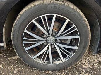 Volkswagen Golf 1.0 TSI SE Nav DSG Euro 6 (s/s) 5dr
