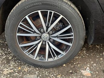 Volkswagen Golf 1.0 TSI SE Nav DSG Euro 6 (s/s) 5dr