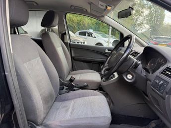Ford Focus C-Max 1.6 16v Zetec 5dr