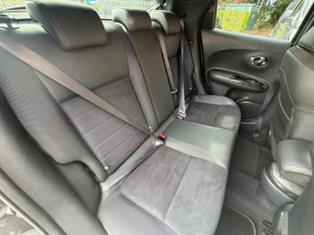 Nissan Juke 1.6 N-Connecta XTRON Euro 6 5dr