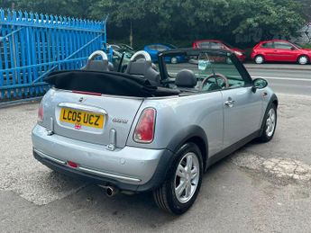 MINI Convertible 1.6 Cooper CVT Euro 3 2dr