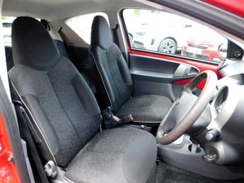 Peugeot 107 1.0 12V Urban 2 Tronic Euro 5 3dr