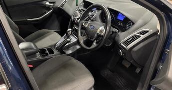 Ford Focus 1.6 Titanium Powershift Euro 5 5dr