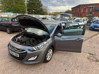 Hyundai i30 1.6 CRDi Blue Drive Style Nav Tourer Euro 5 (s/s) 5dr