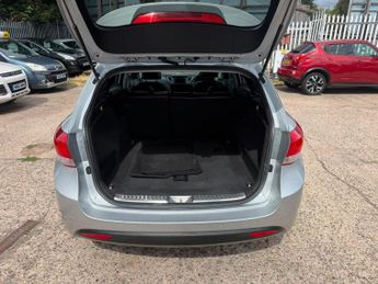 Hyundai i40 1.7 CRDi Premium Auto Euro 5 5dr