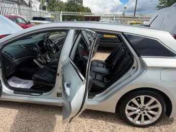 Hyundai i40 1.7 CRDi Premium Auto Euro 5 5dr
