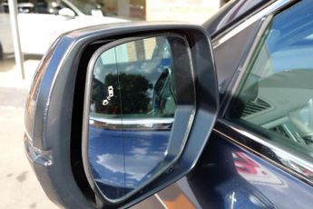 Honda Cr-v 2.0 i-MMD Hybrid SR  2WD 5dr eCVT