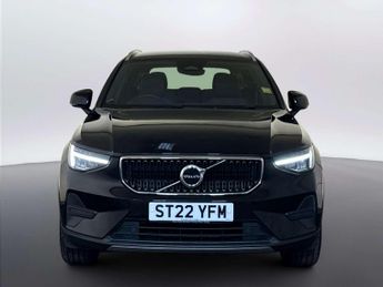 Volvo XC40 2.0 B3 MHEV Core SUV 5dr Petrol Hybrid DCT Auto Euro 6 (s/s) (16