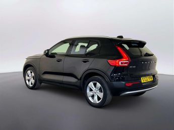 Volvo XC40 2.0 B3 MHEV Core SUV 5dr Petrol Hybrid DCT Auto Euro 6 (s/s) (16