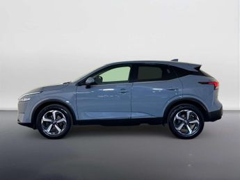 Nissan Qashqai 1.3 DIG-T MHEV N-Connecta SUV 5dr Petrol Hybrid XTRON Euro 6 (s/