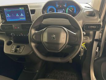 Peugeot e-Partner 750 50kWh Professional Premium + Long Panel Van 6dr Electric Aut