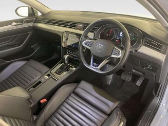 Volkswagen Passat 1.4 TSI 13kWh GTE Saloon 4dr Petrol Plug-in Hybrid DSG Euro 6 (s