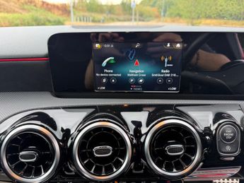 Mercedes-Benz A Class 2.0 A250 AMG Line 7G-DCT Euro 6 (s/s) 5dr