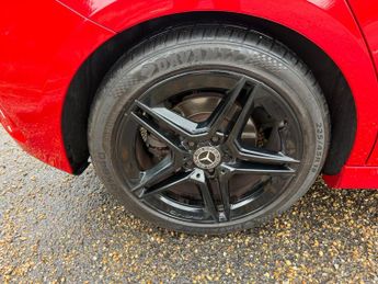 Mercedes-Benz A Class 2.0 A250 AMG Line 7G-DCT Euro 6 (s/s) 5dr