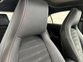 Mercedes-Benz A Class 1.6 A200 Sport Edition Plus 7G-DCT Euro 6 (s/s) 5dr