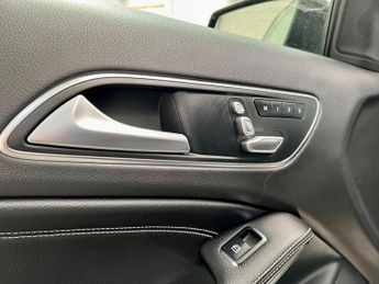 Mercedes-Benz A Class 1.6 A200 Sport Edition Plus 7G-DCT Euro 6 (s/s) 5dr
