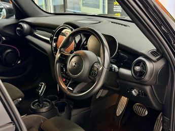 MINI Hatch 2.0 Cooper S Sport Steptronic Euro 6 (s/s) 5dr