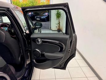 MINI Hatch 2.0 Cooper S Sport Steptronic Euro 6 (s/s) 5dr
