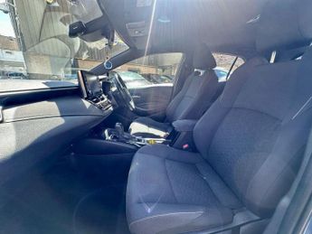 Toyota Corolla 1.8 VVT-h Icon Tech CVT Euro 6 (s/s) 5dr