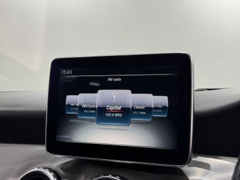 Mercedes-Benz GLA 2.1 GLA220d AMG Line (Premium Plus) 7G-DCT 4MATIC Euro 6 (s/s) 5
