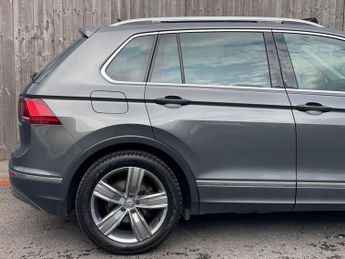 Volkswagen Tiguan 2.0 TDI SEL DSG Euro 6 (s/s) 5dr