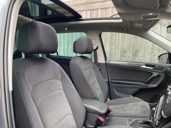 Volkswagen Tiguan 2.0 TDI SEL DSG Euro 6 (s/s) 5dr